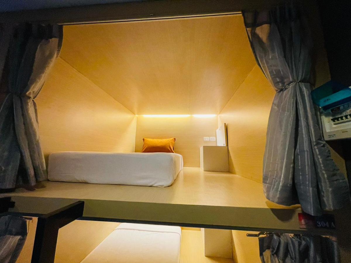 Rabbitel Phuket Hostel Exterior photo